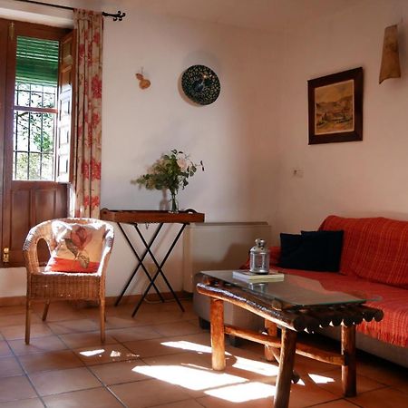 阿尔卡拉拉雷亚尔 Cortijo La Gineta旅馆 外观 照片