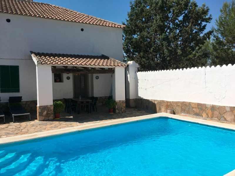阿尔卡拉拉雷亚尔 Cortijo La Gineta旅馆 外观 照片